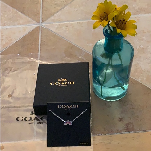 Coach Rainbow Silver Necklace. - Picture 4 of 6